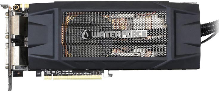 В комплект поставки 3D-карты Gigabyte GeForce GTX 980 WaterForce входит игровой коврик для мыши