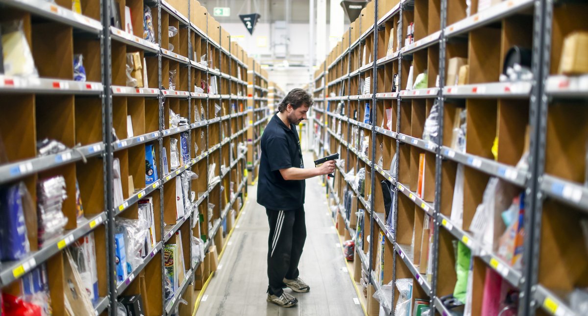 На складах Amazon теперь работает 30 тысяч роботов вместо 15 тысяч (+ фото со складов компании) - 17 На складах Amazon теперь работает 30 тысяч роботов вместо 15 тысяч (+ фото со складов компании) - 17