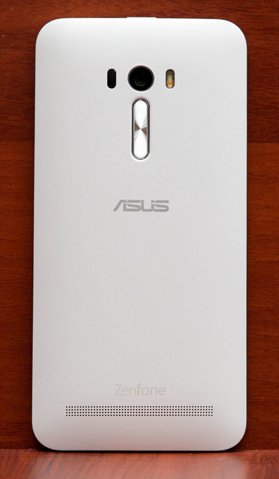Обзор смартфона ASUS ZenFone Selfie - 11
