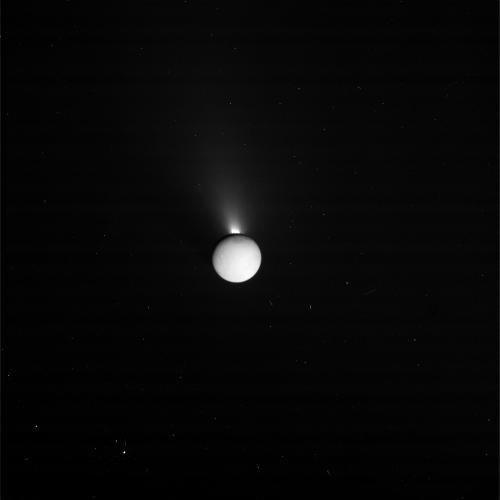 Cassini прислал первые фотографии Энцелада, сделанные с близкого расстояния - 5