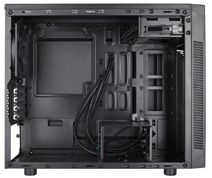 Корпус Corsair Carbide 88R получил прозрачное окно и место для установки СВО