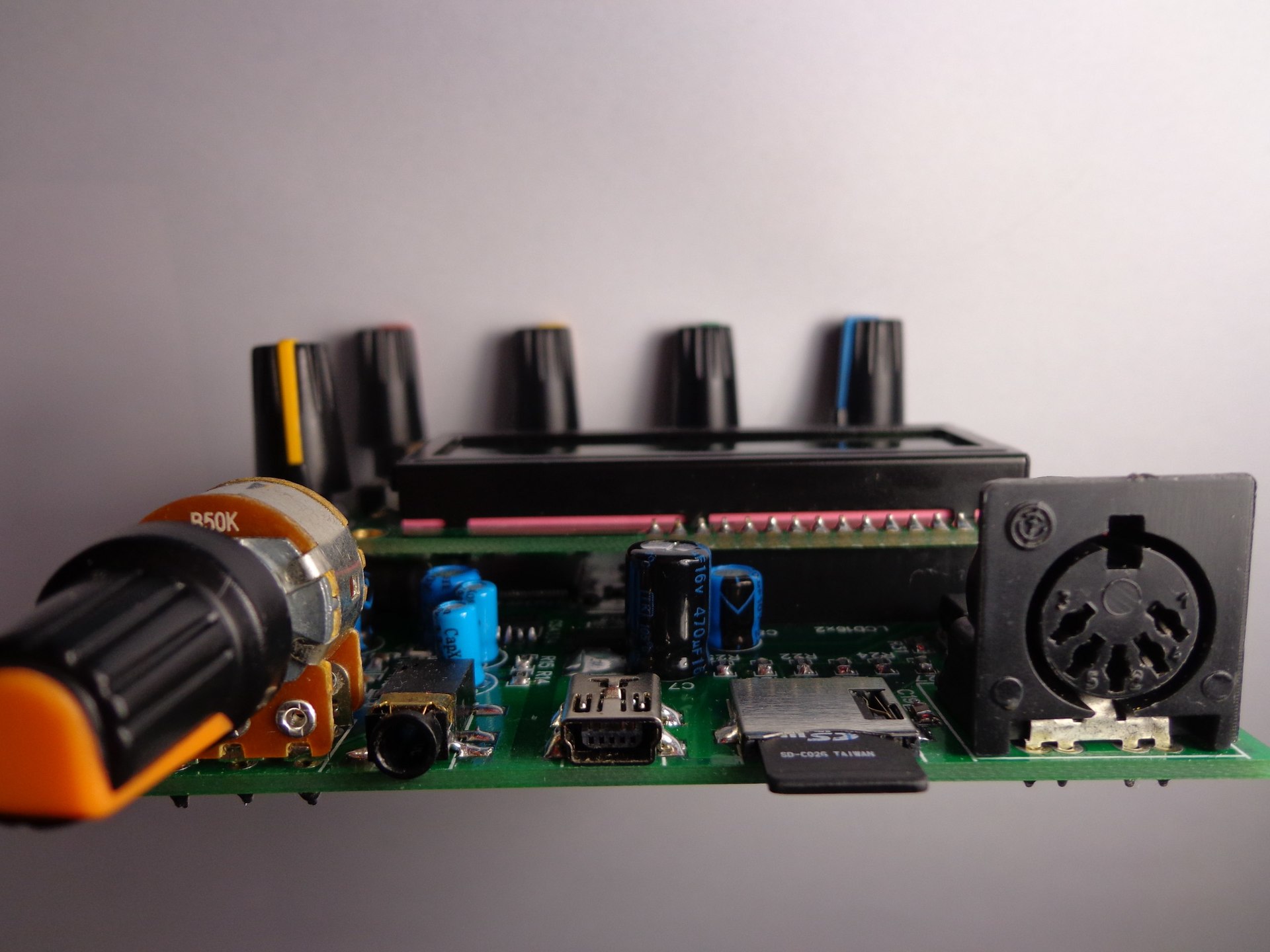 The Beatsqueezer. MIDI audio sampler prototype - 4 The Beatsqueezer. MIDI audio sampler prototype - 4