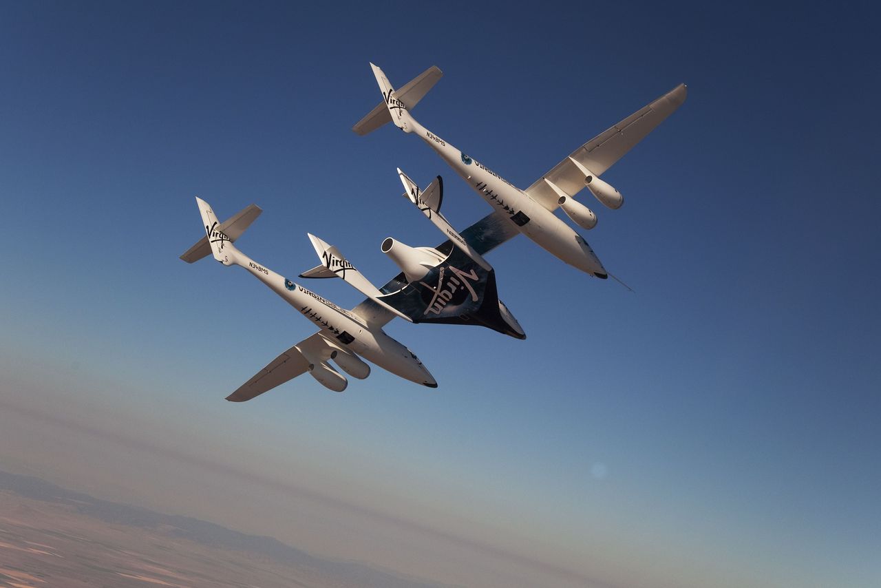 Virgin Galactic покажет новую версию SpaceShipTwo в феврале 2016 - 1