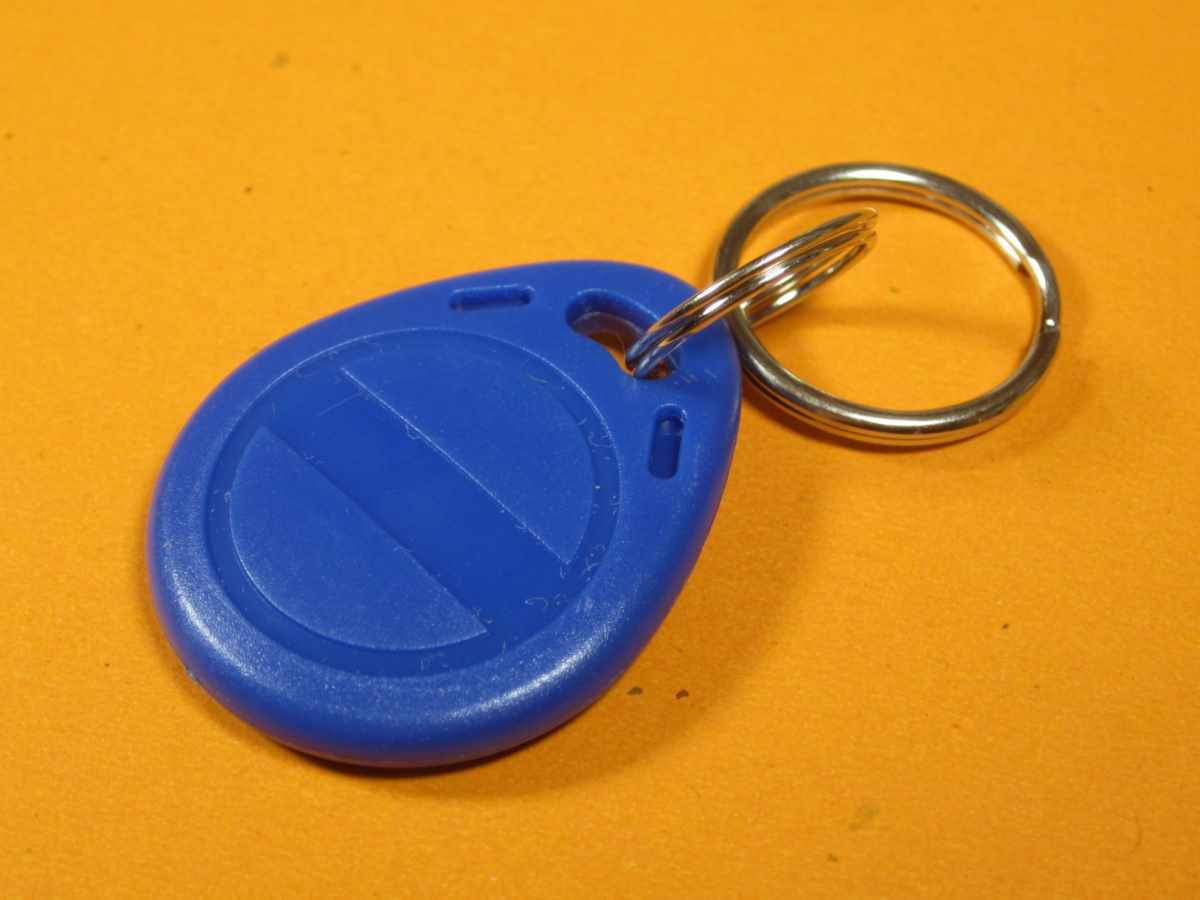 Обзор набора Xadow Wearable Kit для Intel Edison и создание странной игры на его основе - 17 Обзор набора Xadow Wearable Kit для Intel Edison и создание странной игры на его основе - 17