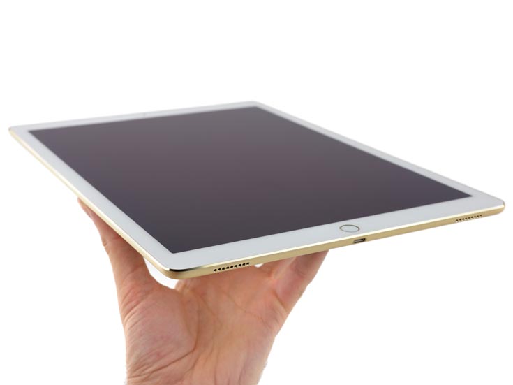 Плюс у конструкции Apple iPad Pro оказался один — простота замены аккумулятора