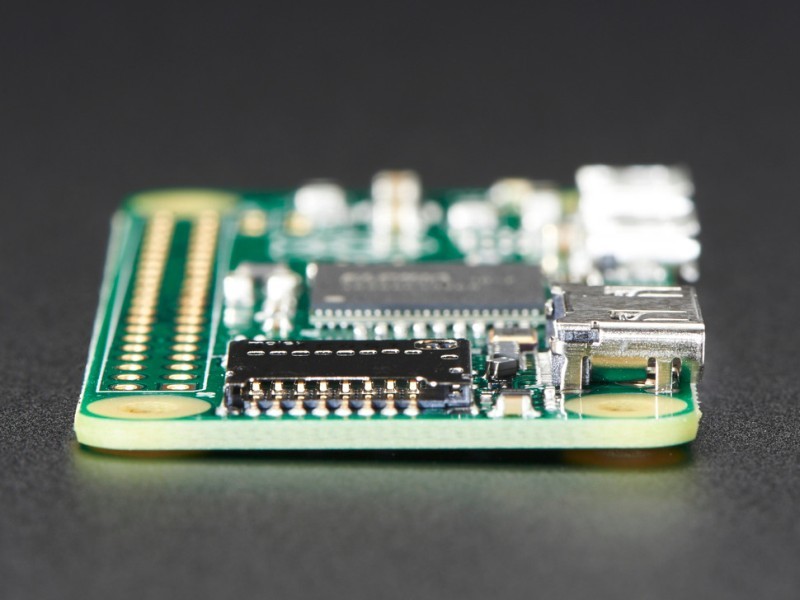 Raspberry Pi Zero поступил в продажу по $5: ссылки на магазины - 5 Raspberry Pi Zero поступил в продажу по $5: ссылки на магазины - 5