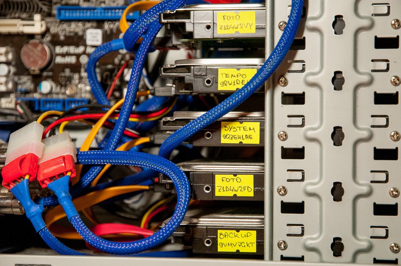 Скромный NAS для дома - 1 Скромный NAS для дома - 1