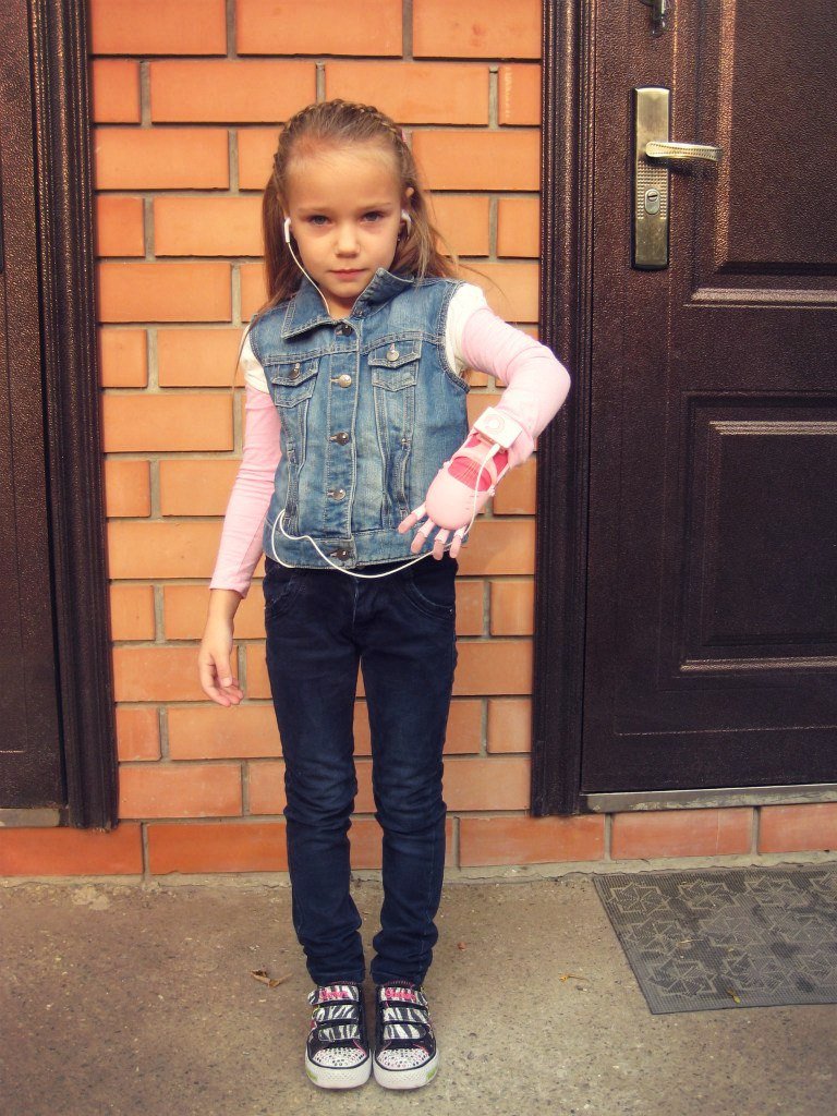 Российский стартап собирает деньги на уникальные протезы для детей - 1 image