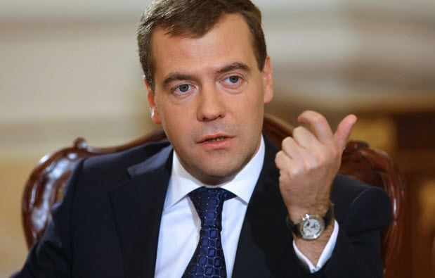 Дмитрий Медведев высказал идею о принятии правил поведения в Интернете