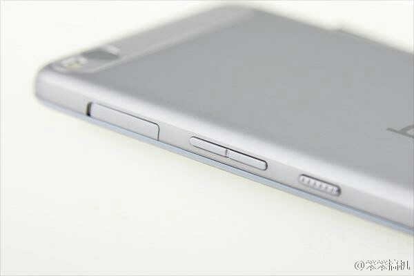 Появились живые фото смартфона HTC One X9