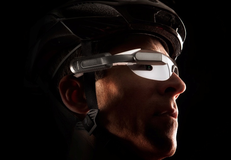 Велосипедные умные очки Garmin Varia Vision стоят $400
