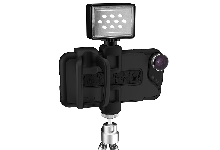 Чехол Olloclip Studio стоит $90