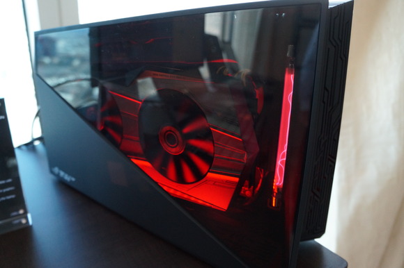 Asus показала док-станцию ROG XG Station 2 для подключения настольных видеокарт к ноутбукам