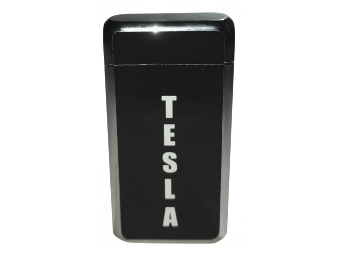 Tesla: самозаряжающаяся электро-зажигалка, которая работает везде и всюду - 1