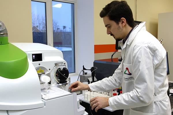 Наноцентр Татарстана продал долю в проекте по созданию препаратов для лечения рака и ВИЧ - 1 image