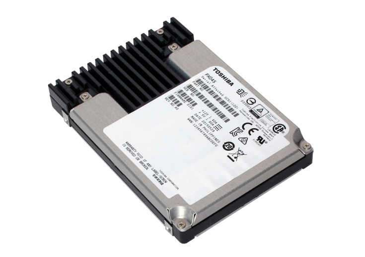 SSD Toshiba линейки PX04SL доступны в объёмах 2 и 4 ТБ