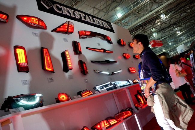 Японцы показали свой тюнинг образца 2016 Японцы показали свой тюнинг образца 2016