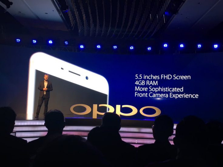 Новый камерофон Oppo F1 Plus оценен в 395 долларов