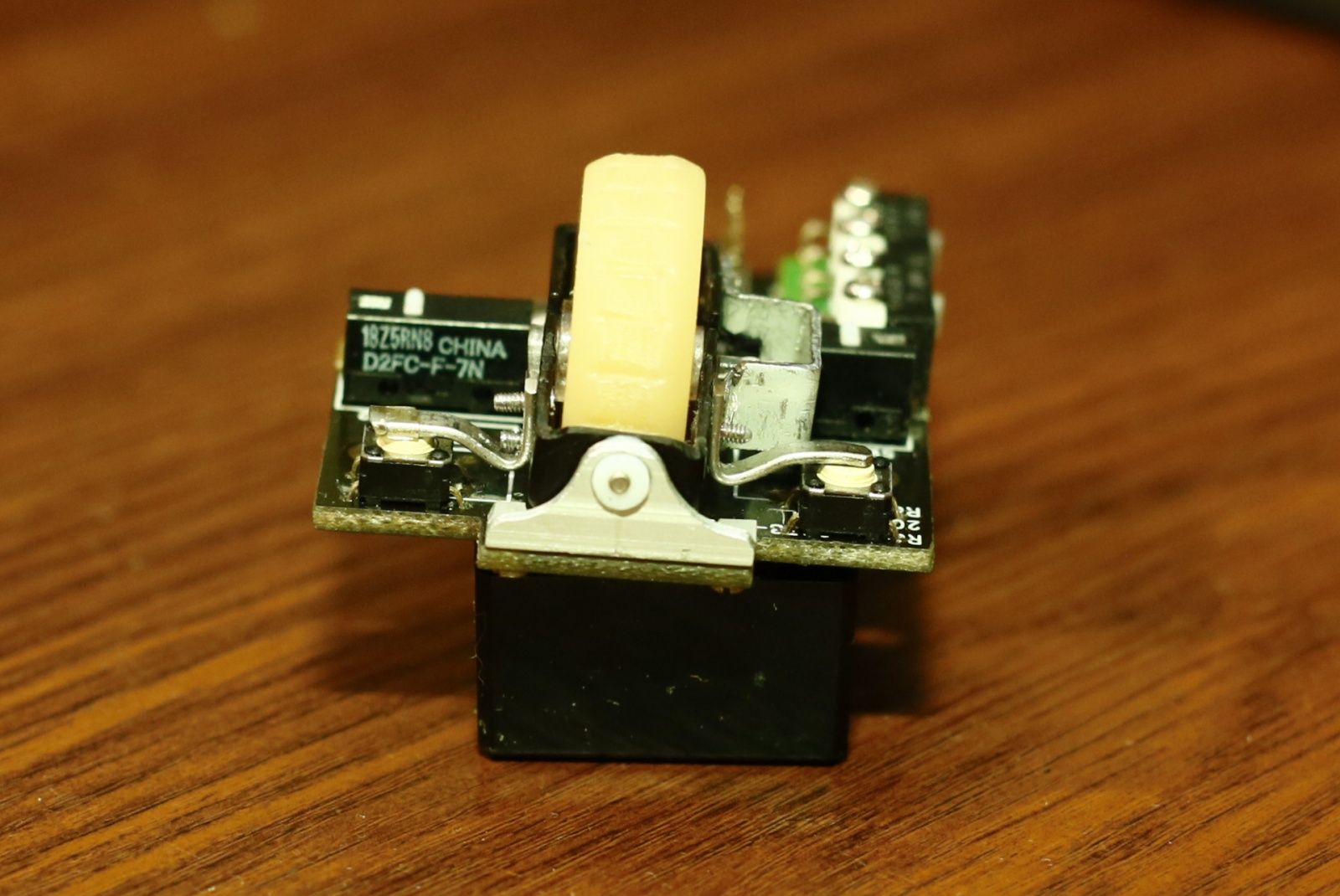 Модернизация мыши — добавление наклонов колеса, замена электроники - 15