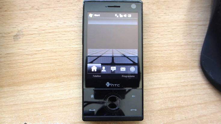 HTC может выпустить смартфон с Windows 10 Mobile