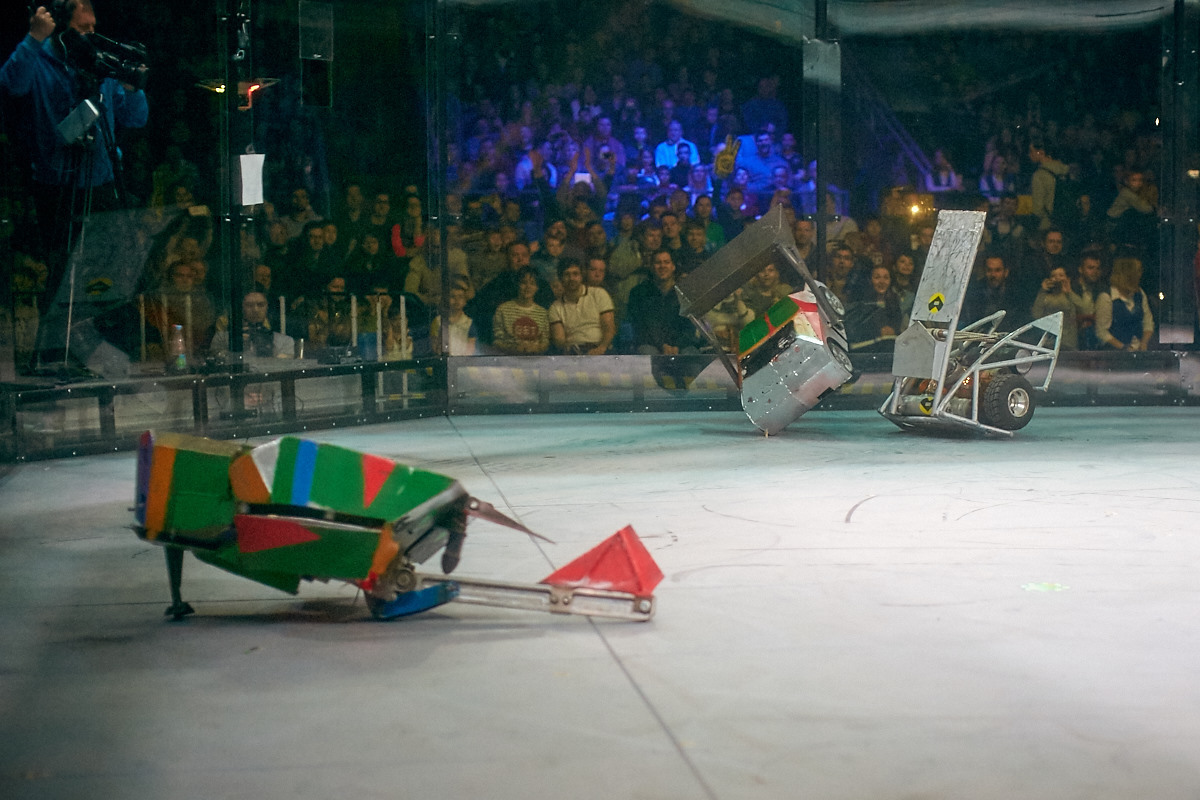 Фотоотчет с открытия боев роботов «Бронебот-2016» - 34 Фотоотчет с открытия боев роботов «Бронебот-2016» - 34