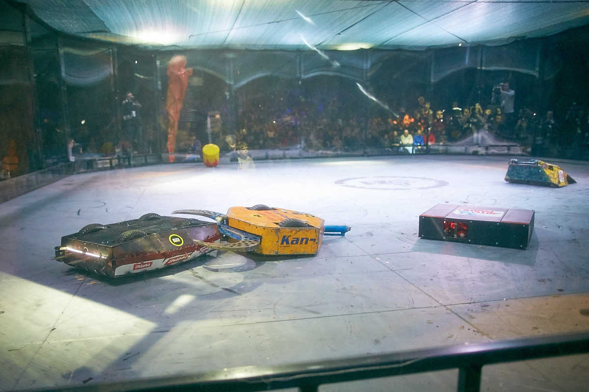 Фотоотчет с открытия боев роботов «Бронебот-2016» - 72 Фотоотчет с открытия боев роботов «Бронебот-2016» - 72