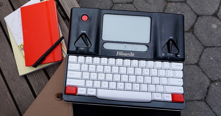 Устройство Freewrite Smart Typewriter стоит $550