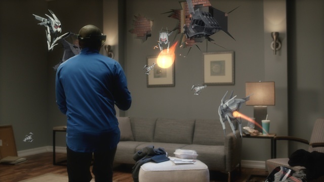 Очки дополненной реальности HoloLens доступны для предзаказа - 1