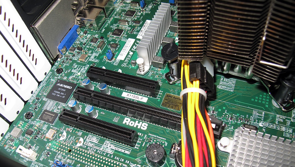 Простой пример визуализации результатов работы инструкции CPUID - 1 Сервер-кубик на базе платы Supermicro X11SSL-F производства компании Entry