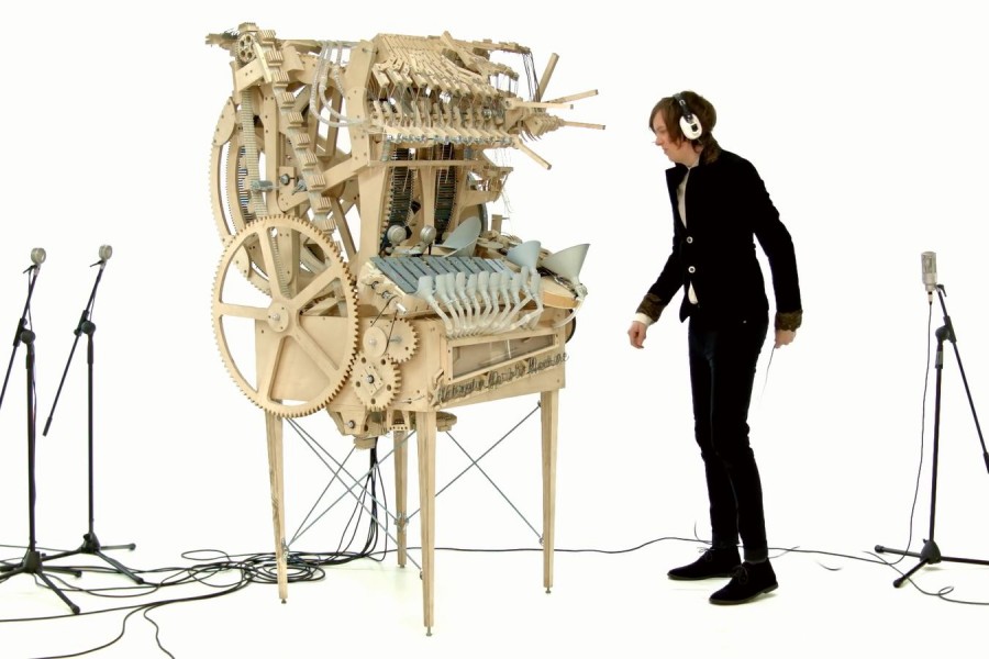 Музыкальный автомат-шарикоподъёмник «Млечный путь»