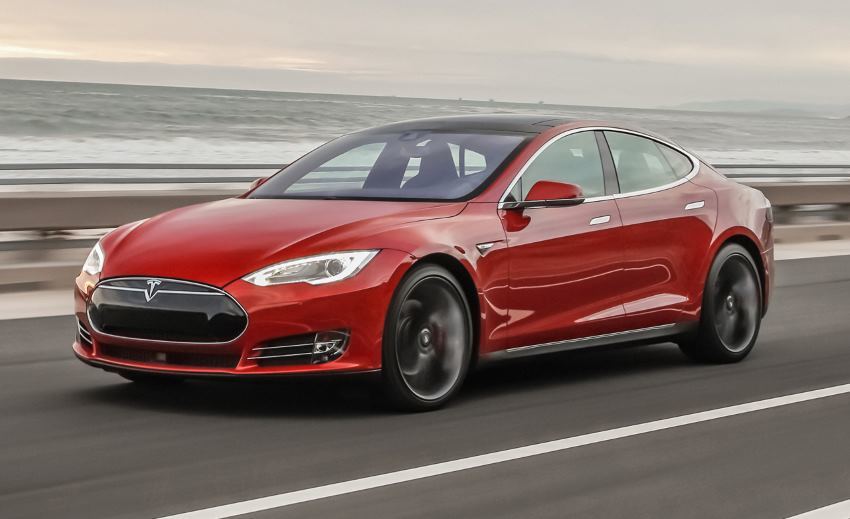 Оштрафованный за превышение нормы выбросов Tesla Model S попал в категорию б-у авто с низкой эффективностью работы - 1