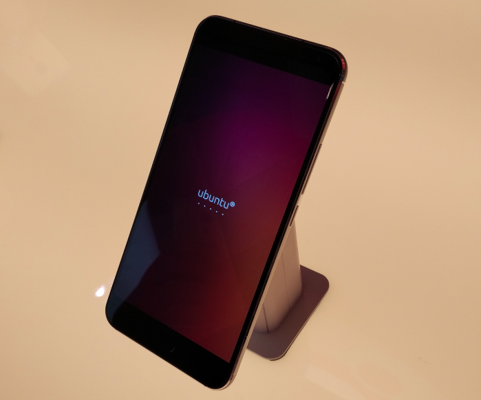 По следам #MWC16: Гаджеты Ubuntu — BQ Aquaris M10 и Meizu Pro 5 Ubuntu Edition - 1