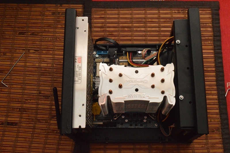 Абсолютно бесшумный, компактный безвентиляторный компьютер на полноценном десктопном процессоре. DIY реализация - 8 Абсолютно бесшумный, компактный безвентиляторный компьютер на полноценном десктопном процессоре. DIY реализация - 8