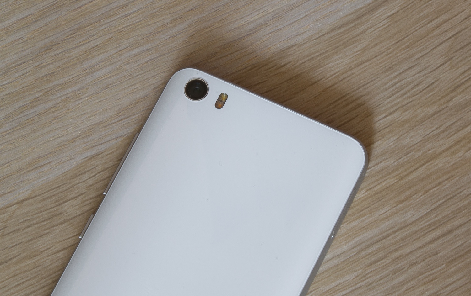 Xiaomi Mi5 — Первое знакомство с новинкой китайской промышленности - 14