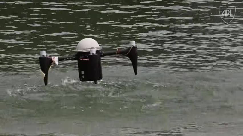 Новый беспилотник может месяцами скрываться под водой - 1