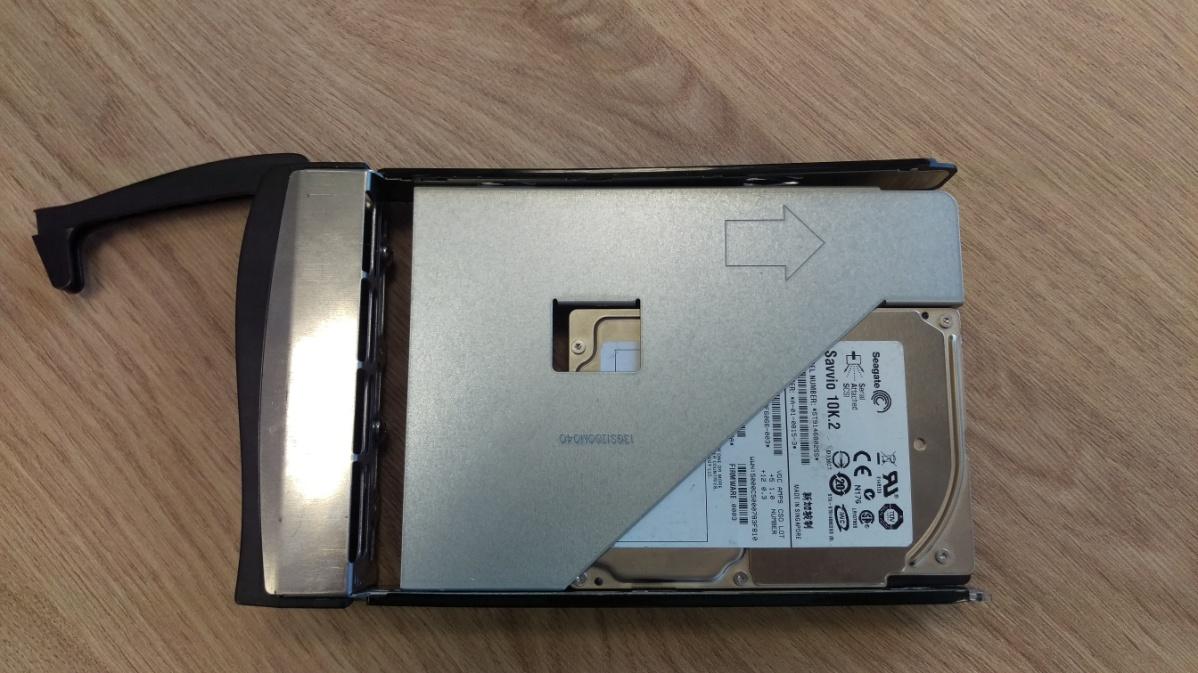 Кружок «Очумелые ручки»: 4 лайфхака про то, как рационально заполнить сервер дисками - 9 Кружок «Очумелые ручки»: 4 лайфхака про то, как рационально заполнить сервер дисками - 9