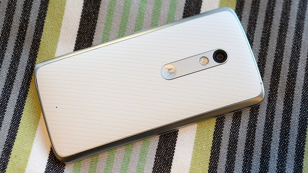 Moto X Play: яркий смартфон с ёмкой батареей - 10