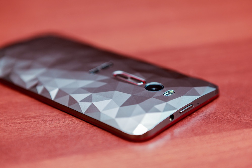 Обзор смартфона ASUS ZenFone 2 Deluxe Special Edition - 25