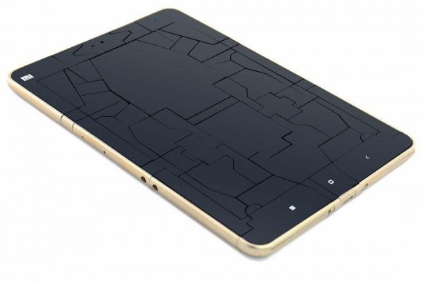 Xiaomi и Hasbro создали игрушку-трансформер, которая превращается в планшет Mi Pad 2 
