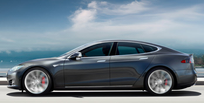 Более дорогая версия электромобиля Tesla Model S может быть представлена уже на следующей неделе