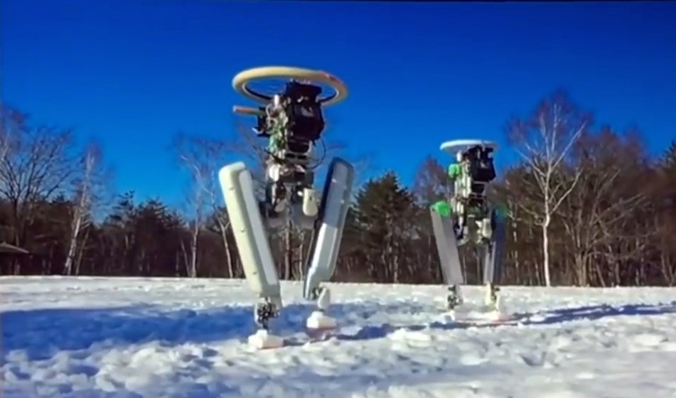 Двуногий робот Schaft носит тяжести по лестнице. Грузчикам пора искать новое занятие - 4