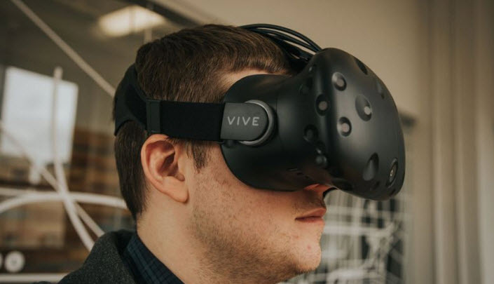 Microsoft и GameStop помогут HTC в продвижении шлема HTC Vive