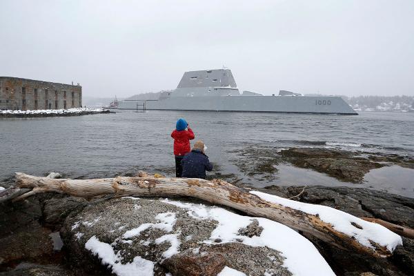 Ожидается, что Zumwalt поступит на службу в этом году