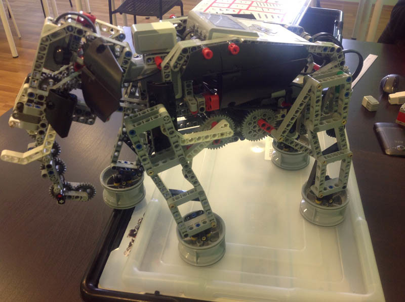 Детская робототехника в Крыму превозмогает - 16 Детская робототехника в Крыму превозмогает - 16