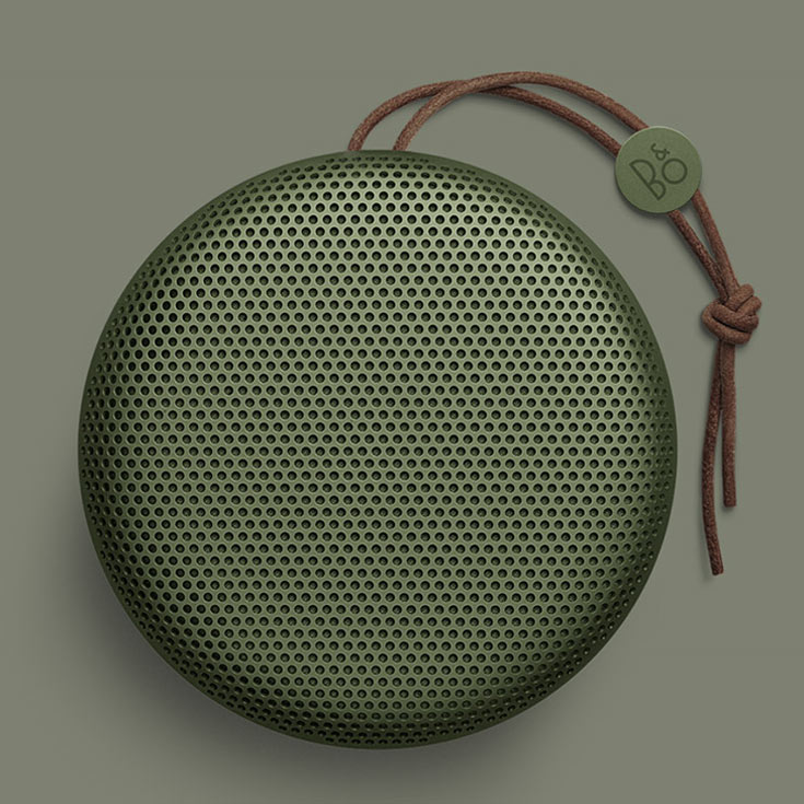 Мобильная акустическая система Bang & Olufsen BeoPlay A1 предложена в серебристом и зеленом цветах