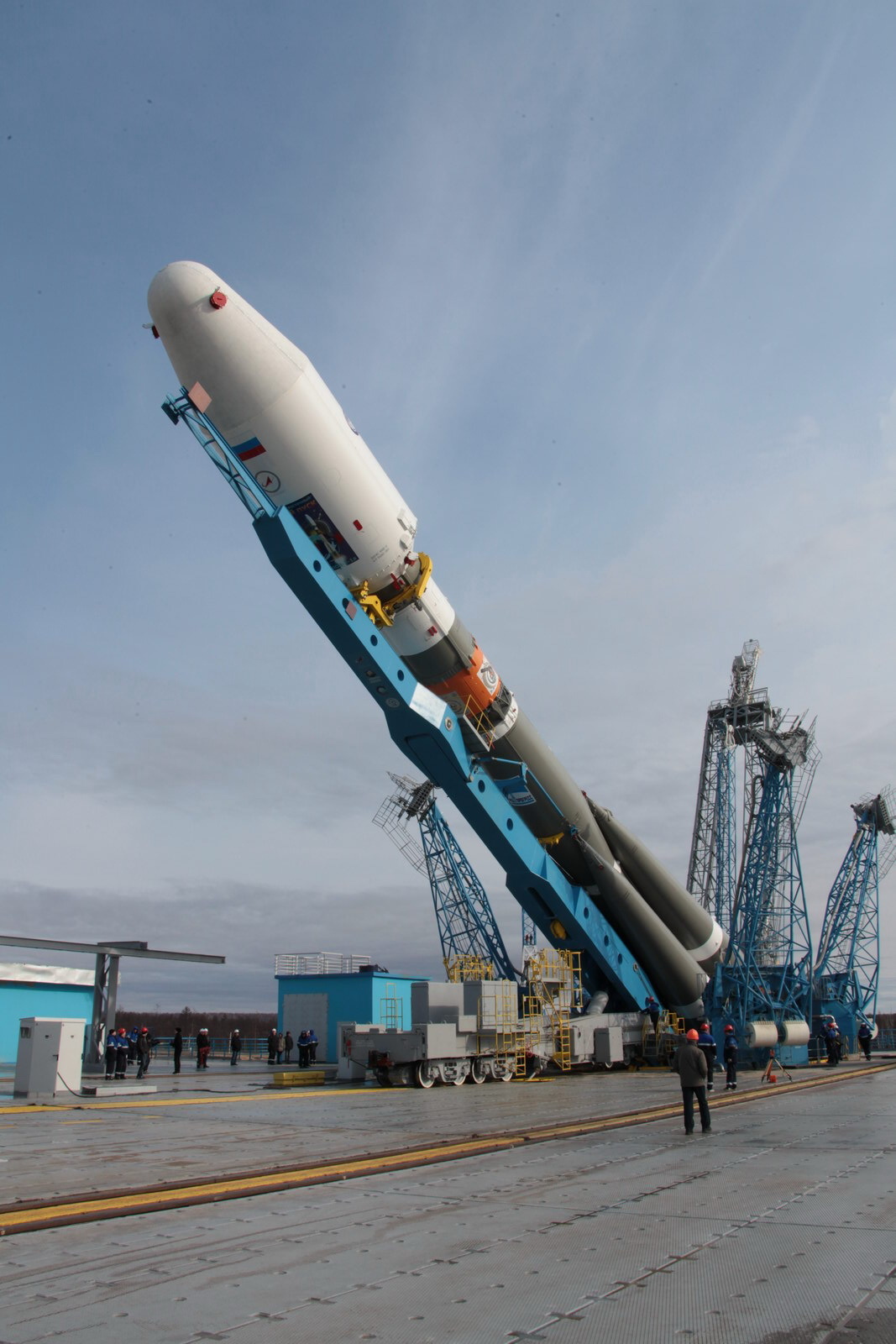 На космодроме Восточный установили ракету-носитель «Союз 2.1а» для первого запуска - 13