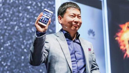 Huawei по-прежнему считает дисплеи для смартфонов с разрешением 2K бессмысленными