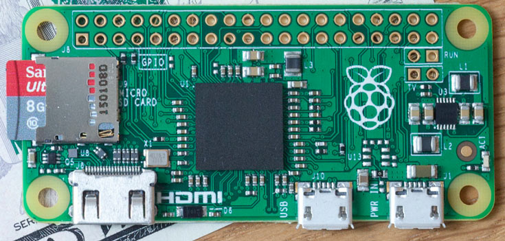 Разъем CSI на плате Raspberry Pi Zero на 3,5 мм уже аналогичного разъема на плате модели Raspberry Pi 3