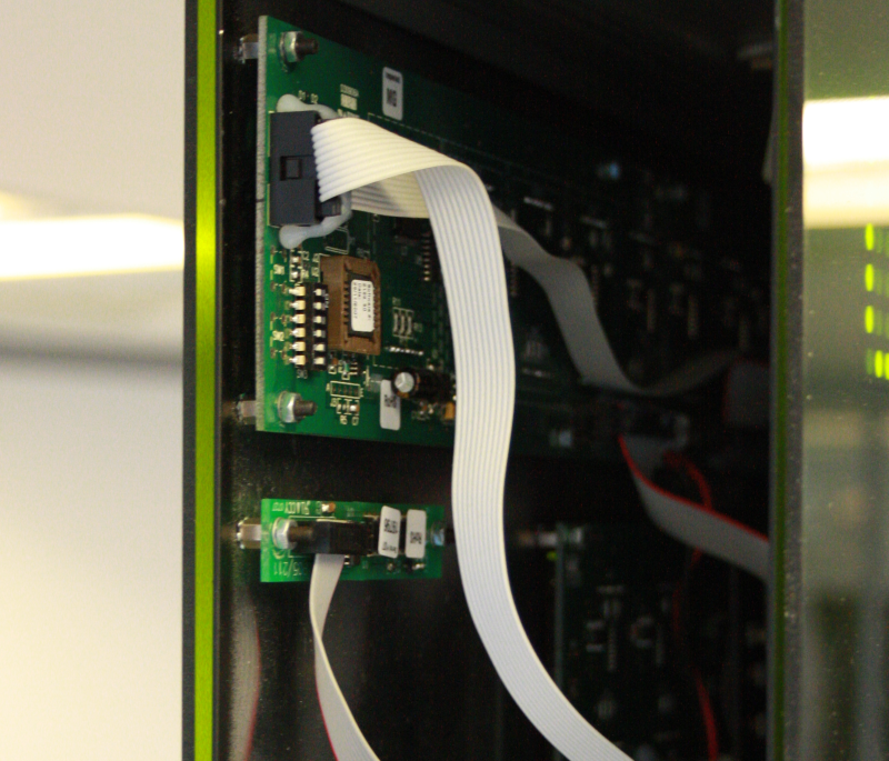 Использование потолочных часов в качестве информационного табло - 3 Внутренности часов