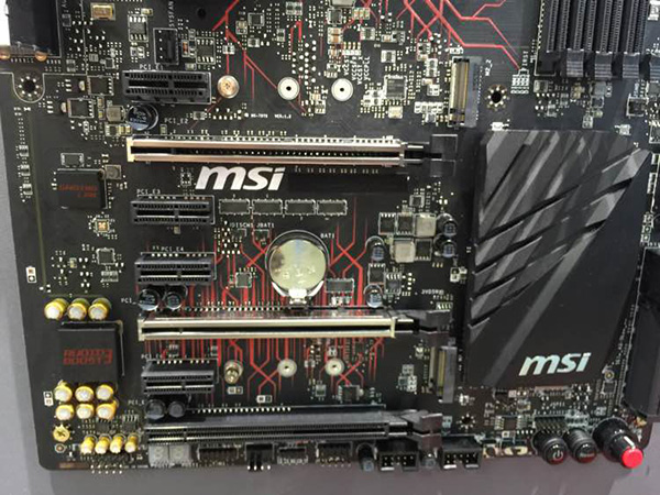 Прототип системной платы MSI на чипсете Intel Z270